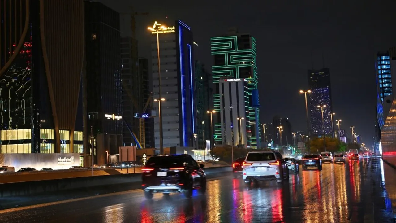 تحذيرات من هطول أمطار ربيعية غزيرة على معظم مناطق المملكة السعودية